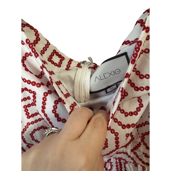 ALEXIS White Red Geometric Embroidered Tiered Square Neck Mini Dress M - Picture 4 of 7